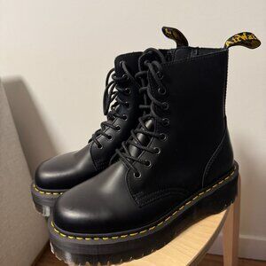 Dr Martens Jadon Smooth Leather Platform Boots Size Women's US 9/EU 41